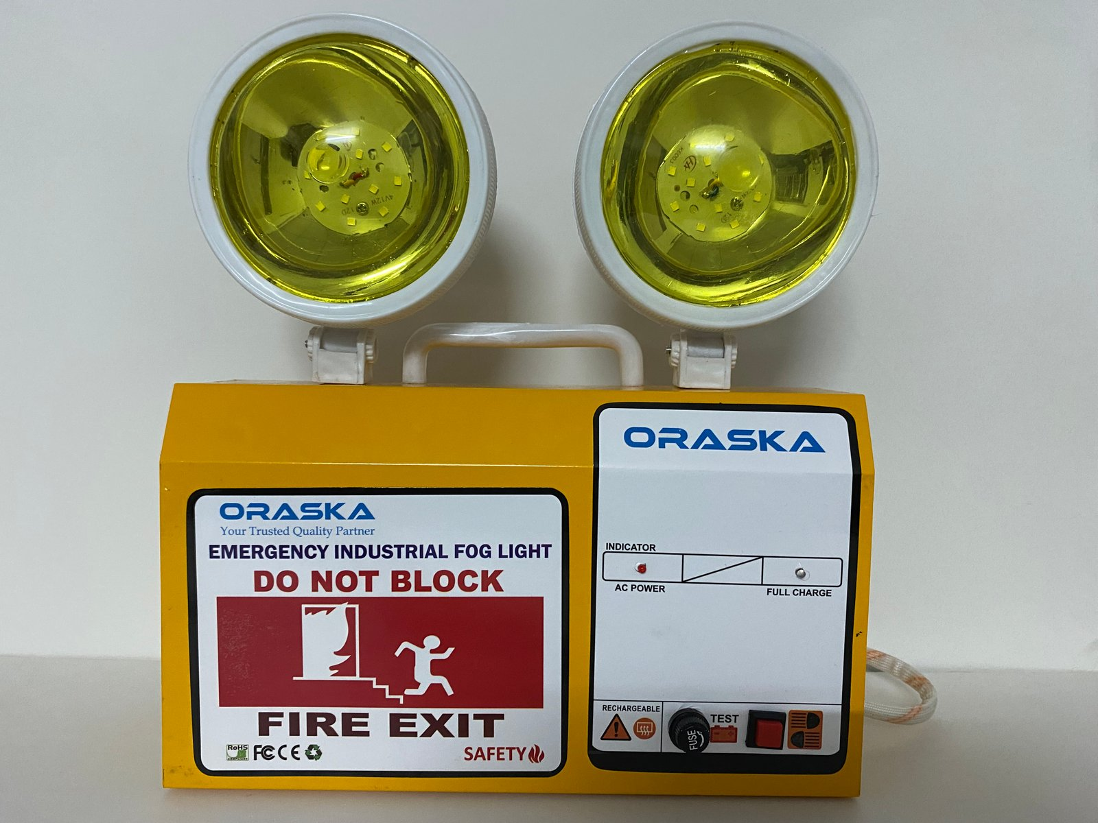 ORASKA Lycan459 Yellow 24W Emergency Fog Light (6V 4.5Ah Battery)